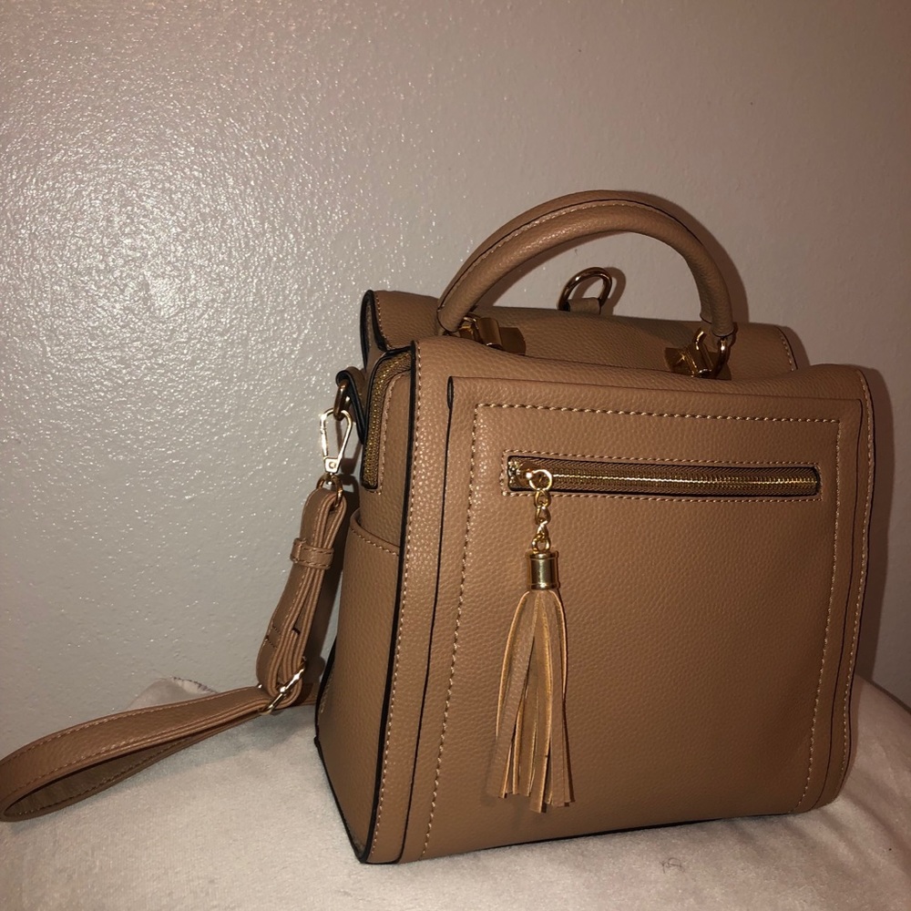Super cute and fun shoulder bag 🥰